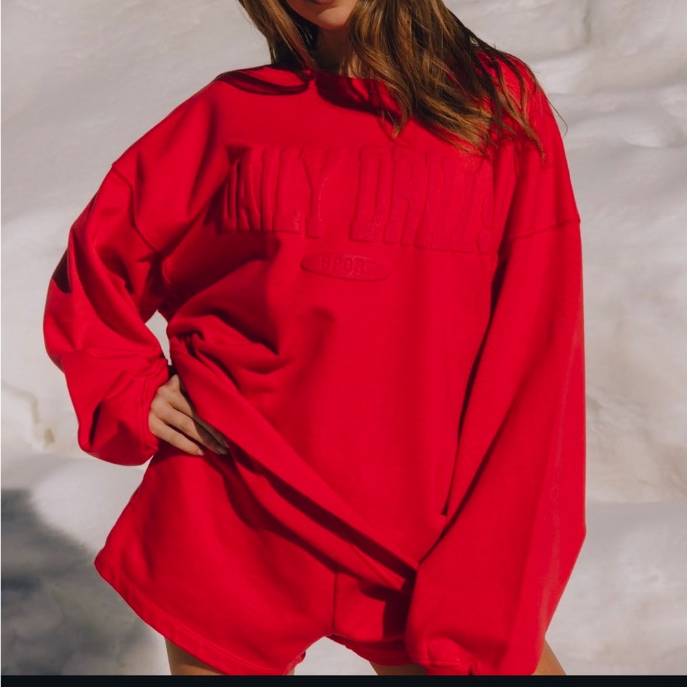 Daily Drills Monocrome Oversized Sweatshirt - Heart